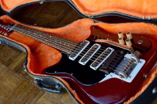 Burns Vibra Artist Guitar