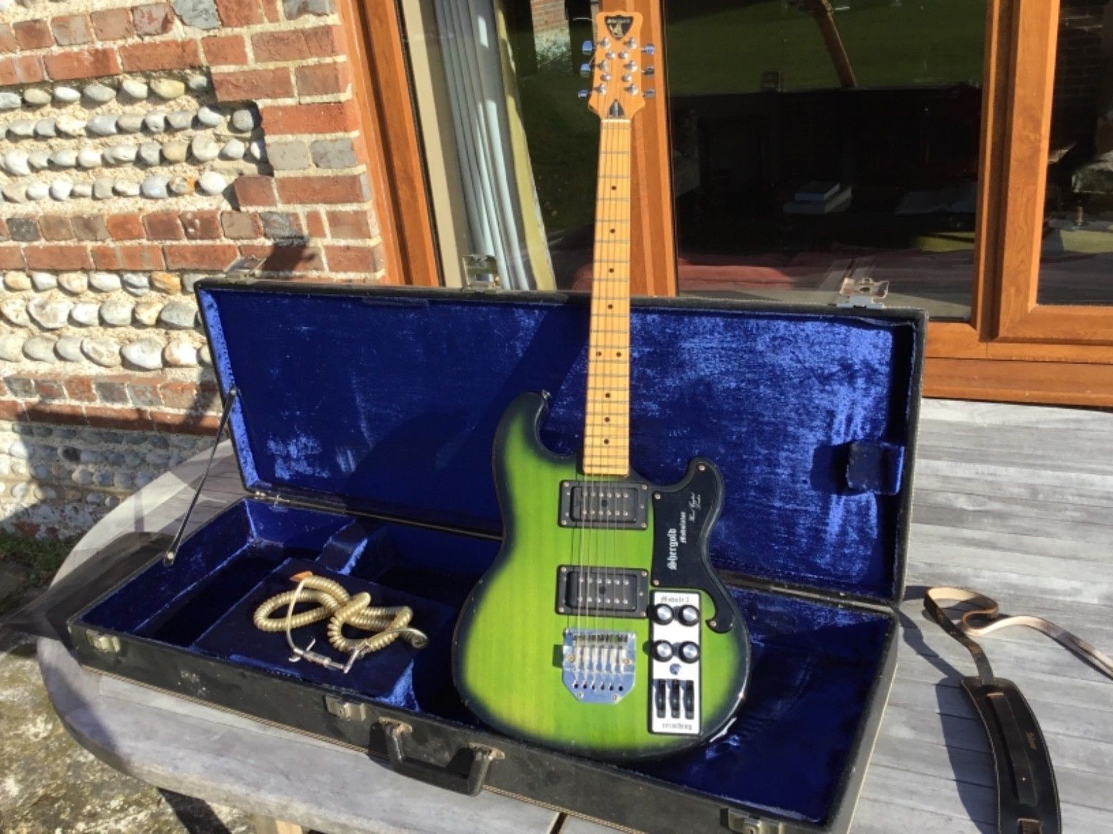 Shergold Modulator guitar