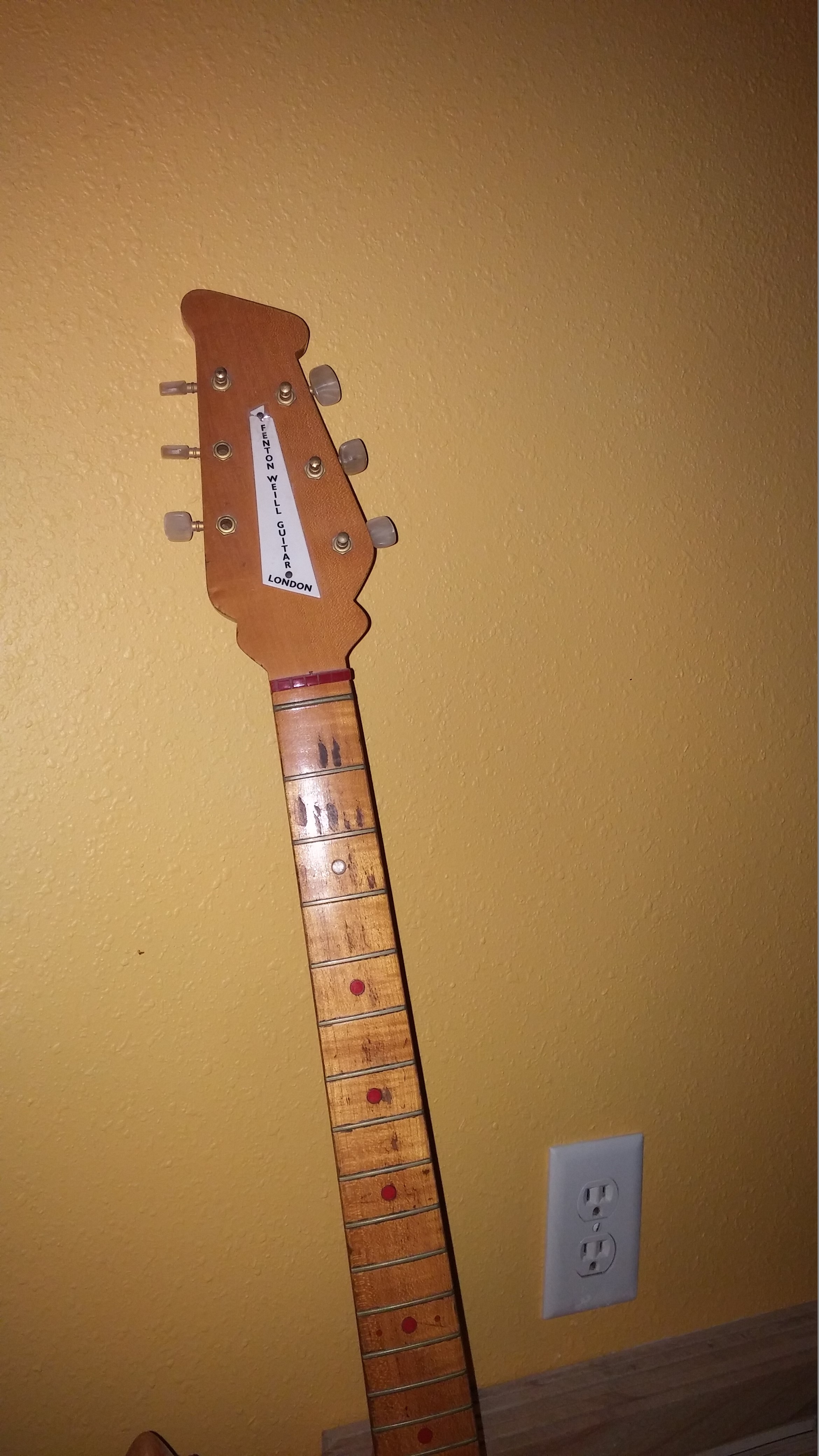 Fenton-Weill Guitar