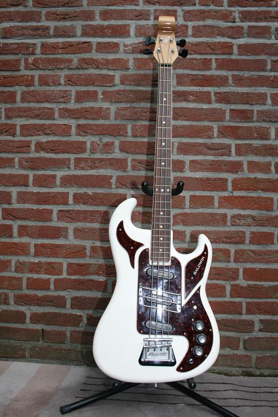 1966 Baldwin Shadows Bass