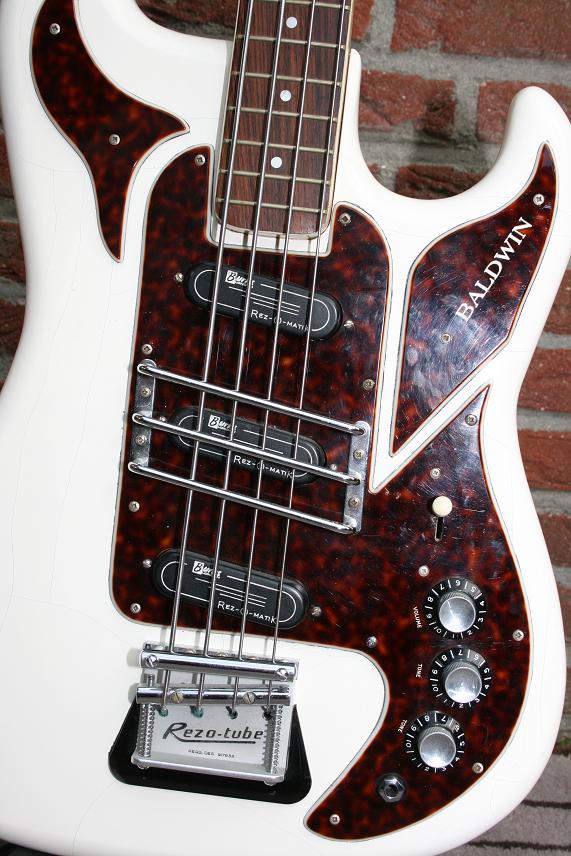 1966 Baldwin Shadows Bass